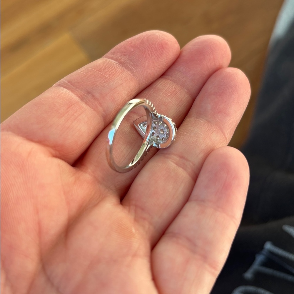 NWT CZ ring - Picture 7 of 7